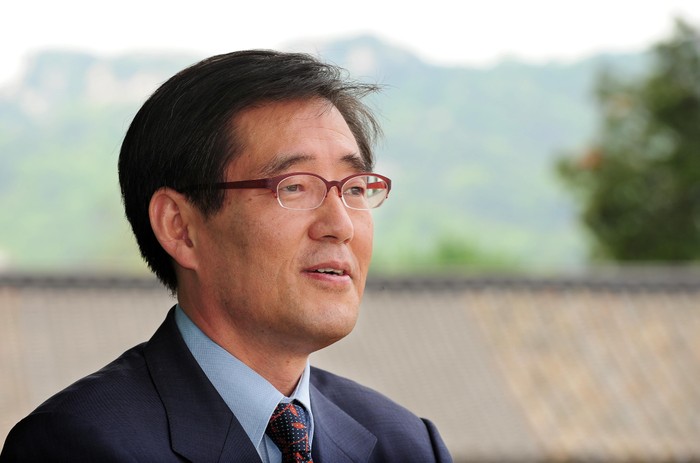 Giáo sư Hàn Quốc Son Tae-gyu.