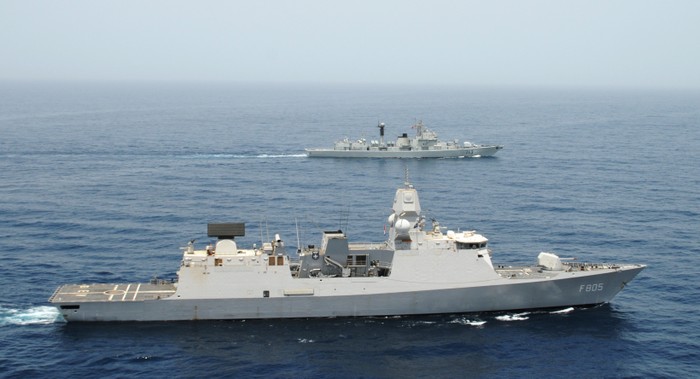 Tàu chiến Trung Quốc (hình minh họa).
