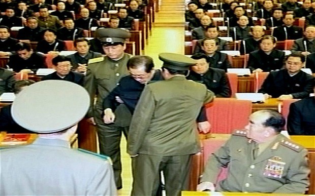 Jang Song-thaek bị bắt ngay trong phiên họp Bộ Chính trị mở rộng.