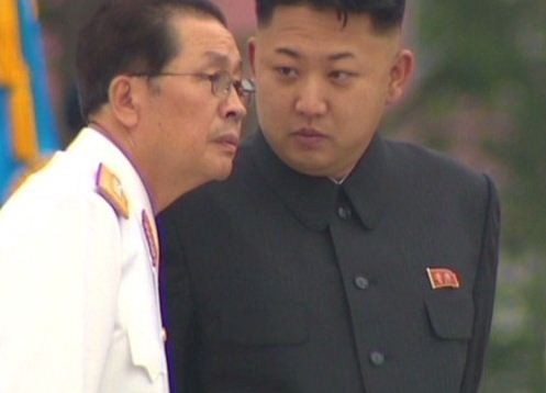 Jang Song-thaek và Kim Jong-un.