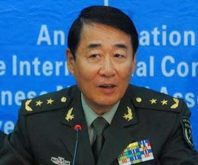 Tướng Lưu Nguyên, bạn thân của Tập Cận Bình chỉ trích gay gắt nạn tham nhũng trong quân đội.