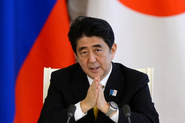 Thủ tướng Nhật Bản Shinzo Abe thăm Nga, tham dự lễ khai mạc Thế vận hội mùa Đông Sochi.