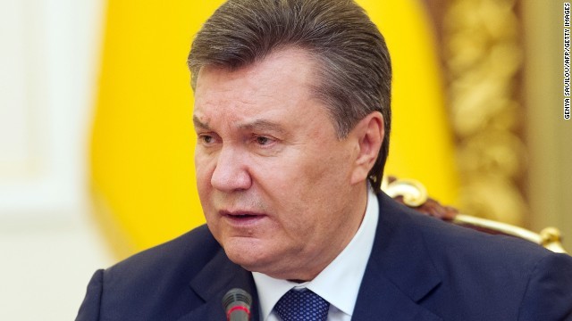 Tổng thống Ukraina bị lật đổ Victor Yanukovych, người được cho là đang tìm cách rời khỏi đất nước.