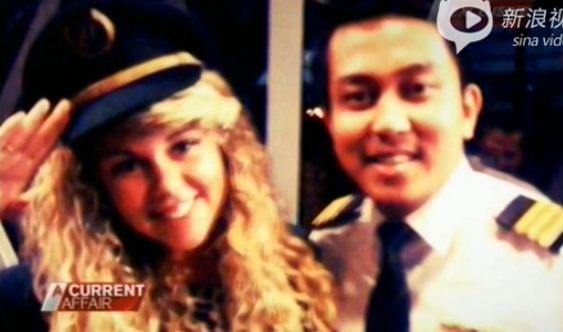 Một trong 2 phi công Malaysia bị cáo buộc cho hành khách vào khoang lái.