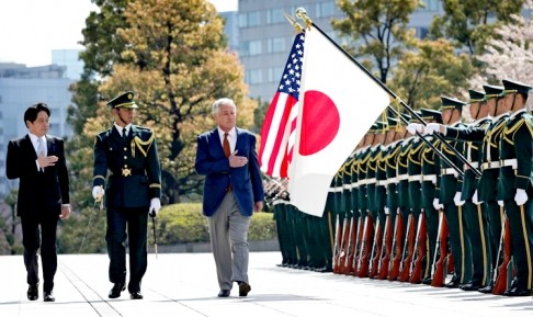 Bộ trưởng Quốc phòng Mỹ Chuck Hagel công du Nhật Bản trước khi thăm Bắc Kinh.
