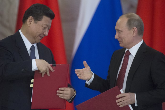 Chủ tịch Trung Quốc Tập Cận Bình và Tổng thống Nga Vladimir Putin.