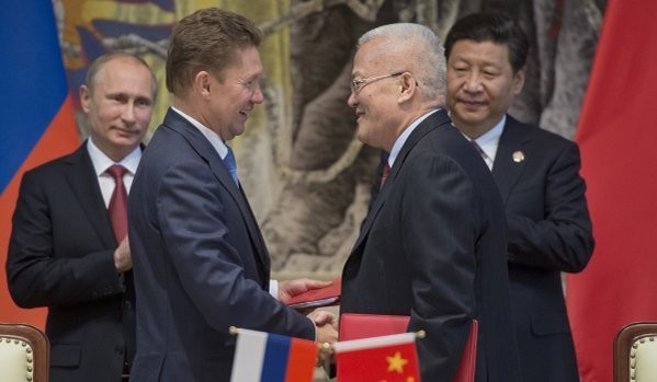 Nga và Trung Quốc đã ký kết nhiều thỏa thuận hợp tác quan trọng trong chuyến thăm của ông Putin.