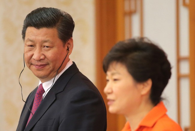 Chủ tịch Trung Quốc Tập Cận Bình và Tổng thống Hàn Quốc Park Geun-hye.