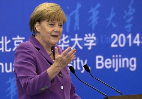 Thủ tướng Đức Merkel phát biểu tại đại học Thanh Hoa trước khi kết thúc 3 ngày công du Trung Quốc.
