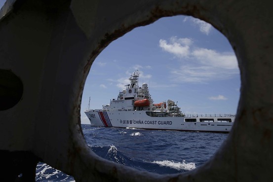 Tàu Hải cảnh Trung Quốc vẫn đang rình rập trên Biển Đông.
