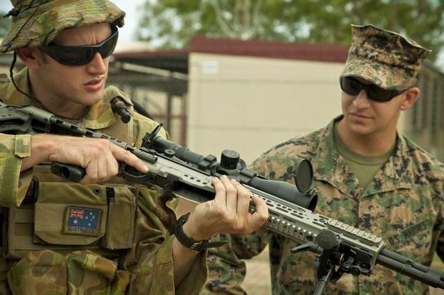 Lính Thủy quân lục chiến Mỹ đến căn cứ Darwin, miền Bắc nước Úc.