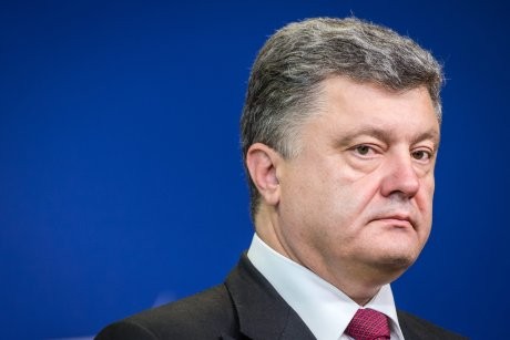 Tổng thống Ukraine Poroshenko cáo buộc Nga đang &quot;xâm lược trực tiếp&quot; nước này.