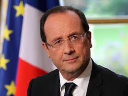 Tổng thống Pháp Francois Hollande trong thế tiến thoái lưỡng nan khi phải tạm ngừng bán tàu chiến cho Nga dưới áp lực của đồng minh.