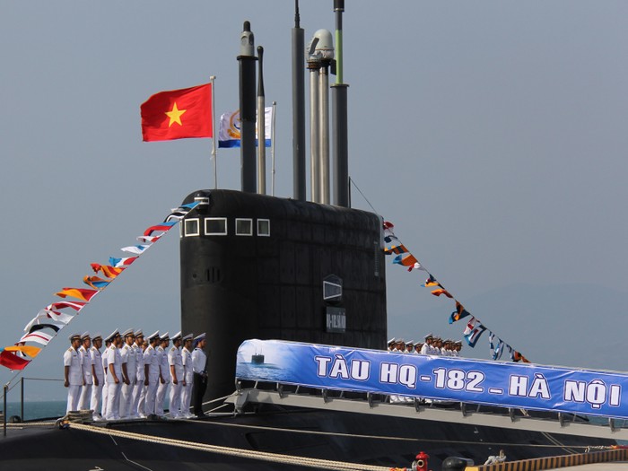 Tàu ngầm Hà Nội.