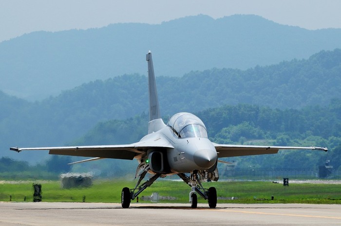 FA-50 được đích thân Tổng thống Hàn Quốc trải nghiệm.