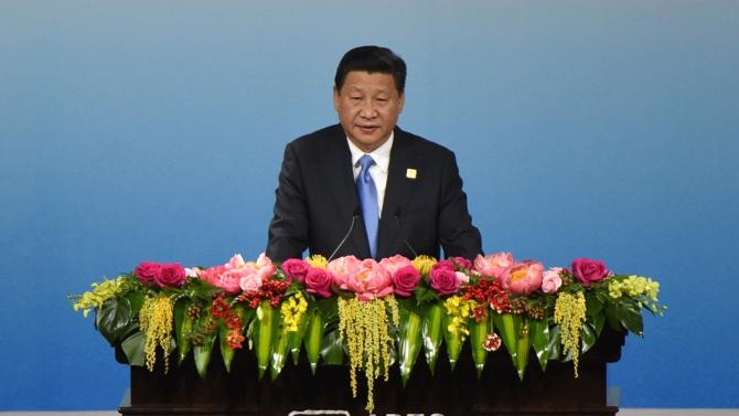 Ông Tập Cận Bình phát biểu tại hội nghị thượng đỉnh Giám đốc điều hành APEC tại Bắc Kinh ngày hôm qua. Ảnh: Yahoo News.