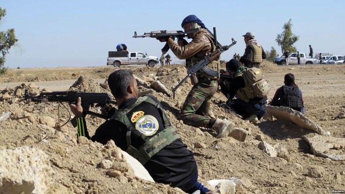 Các tay súng người Sunni Iraq đang chiến đấu chống khủng bố IS ở tỉnh Anbar.