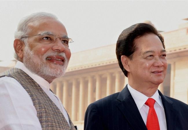 Thủ tướng Ấn Độ Narendra Modi và Thủ tướng Nguyễn Tấn Dũng.