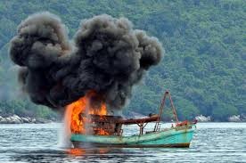 Luật pháp quốc tế không hỗ trợ hành vi đánh chìm tàu cá láng giềng của Indonesia.