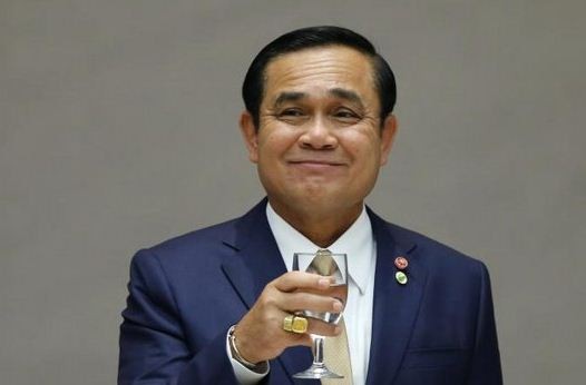 Thủ tướng Thái Lan trong chuyến thăm Nhật Bản.