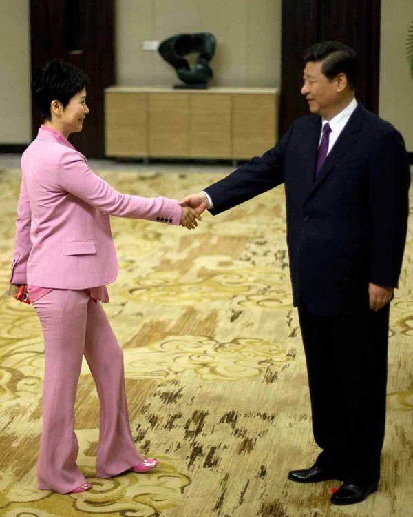 &quot;Chị cả điện lực&quot; Trung Quốc gặp Chủ tịch Tập Cận Bình.