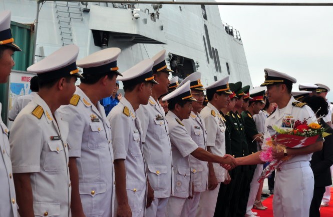 Giao lưu hải quân Việt - Mỹ, ảnh: Tuoitre News.
