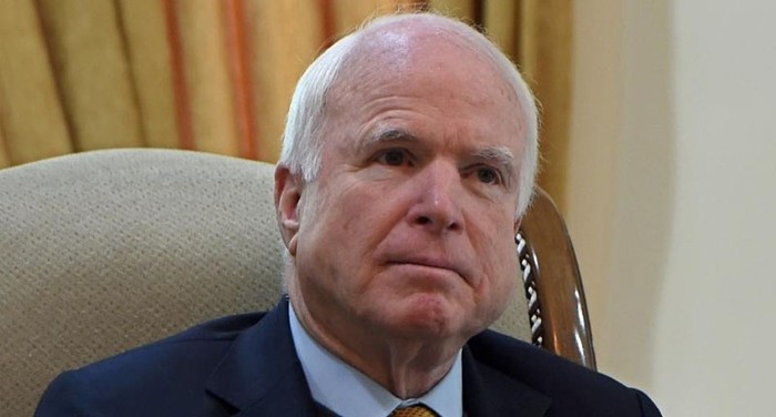 Thượng nghị sĩ John McCain, Chủ tịch Ủy ban Quân vụ Thượng viện Hoa Kỳ. Ảnh: Raw Story.