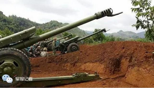 Pháo binh Trung Quốc vào vị trí chuẩn bị tập trận áp sát biên giới với Myanmar. Ảnh: Quân giải phóng.