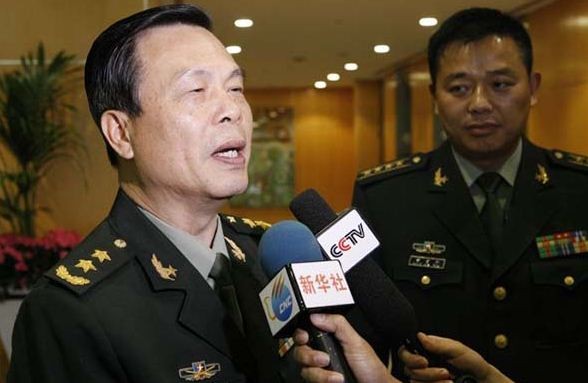 Tướng Thái Anh Đĩnh, Tư lệnh quân khu Nam Kinh, Trung Quốc. Ảnh: Tân Hoa Xã. Ảnh chụp khi ông Đĩnh còn đeo lon Trung tướng.