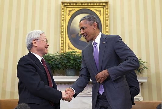 Tổng bí thư Nguyễn Phú Trọng và Tổng thống Mỹ Barack Obama tại Nhà Trắng. Ảnh: Đại sứ quán Hoa Kỳ tại Việt Nam.