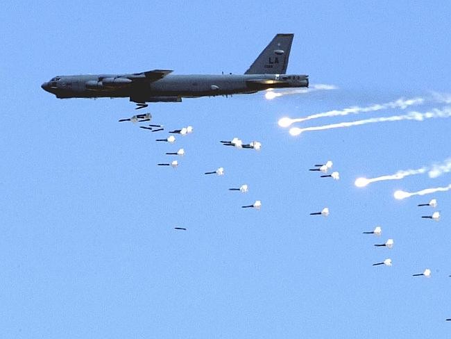 Máy bay ném bom B-52, hình minh họa: News.com.au.