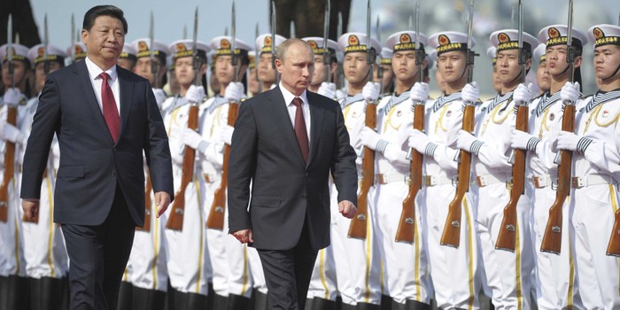 Ông Tập Cận Bình và ông Putin. Ảnh: Business Insider.