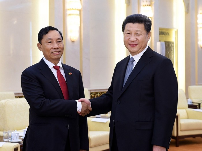 Ông Shwe Mann và ông Tập Cận Bình tại Bắc Kinh tháng 4/2015. Ảnh: Đa Chiều.