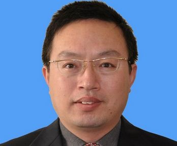 Ông Viên Chinh, Viện Nghiên cứu Mỹ thuộc Viện Khoa học Xã hội Trung Quốc.
