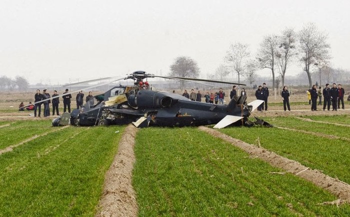 Một chiếc trực thăng vũ trang Z-10 của Trung Quốc gặp nạn, hình minh họa.