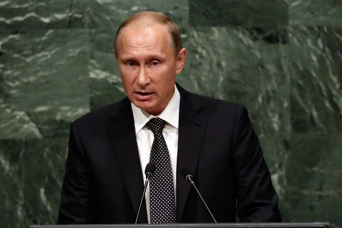 Putin vừa trở về sau phiên họp Đại hội đồng Liên Hợp Quốc ở New York, Hoa Kỳ liền bắt tay vào chiến dịch không kích ở Syria. Ảnh: Vavnews.