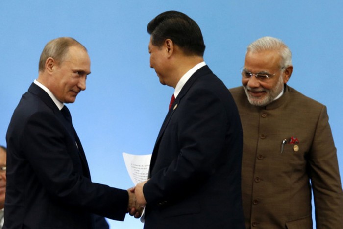 Tổng thống Nga Putin, Chủ tịch Trung Quốc Tập Cận Bình và Thủ tướng Ấn Độ Narendra Modi. Ảnh: Today Online.