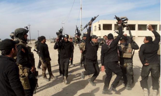 Lực lượng quân đội, an ninh Iraq mừng chiến thắng tại Ramadi, ảnh: Reuters.
