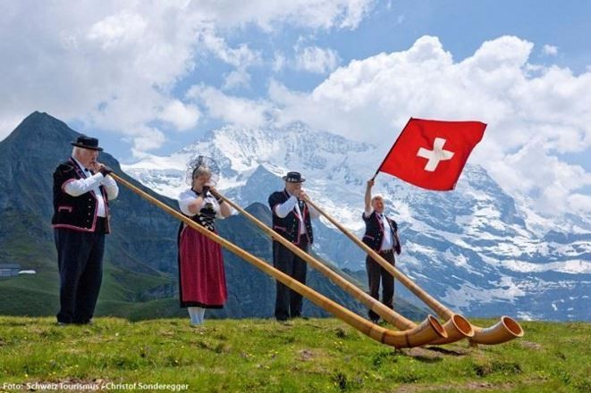 Người dân Thụy Sĩ có thể được nhận lương tối thiểu, cho dù có làm việc hay không. Ảnh: BBC.