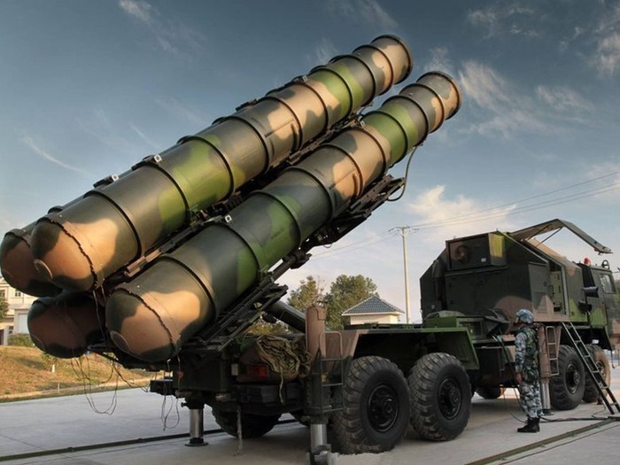 HQ-9, loại tên lửa được cho là Trung Quốc đã kéo ra cài đặt bất hợp pháp ở Phú Lâm, Hoàng Sa, Khánh Hòa, Việt Nam. Ảnh: Đa Chiều.