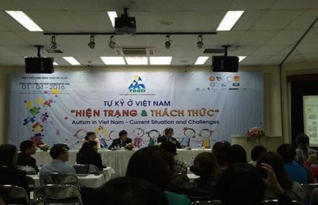 Hội thảo về thực trạng tự kỷ tại Việt Nam, Hà Nội ngày 1/4. Ảnh: VAN.