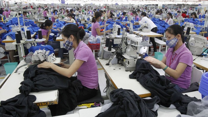 Doanh nghiệp Việt Nam đã lãng phí chi phí đề phòng rủi ro với hàng hoá của Trung Quốc. Ảnh: asiannews.it.