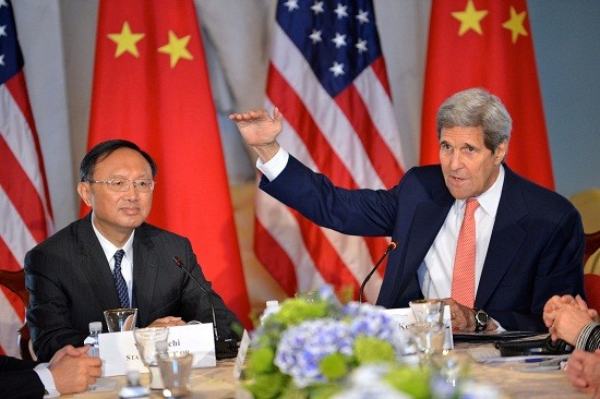 Ông Dương Khiết Trì - Ủy viên Quốc vụ viện Trung Quốc và Ngoại trưởng Mỹ John Kery, ảnh: The Interpreter.