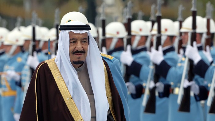 Quốc vương Salman của Ả-rập Saudi dọa sẽ trả đũa nếu dự luật cho công dân Mỹ khởi kiện Riyadh trở thành luật. Ảnh: investors.com.