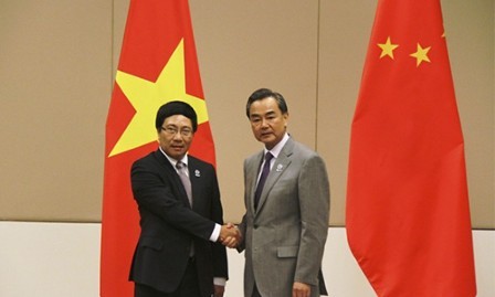 Phó Thủ tướng Phạm Bình Minh và Bộ trưởng Bộ Ngoại giao Trung Quốc Vương Nghị. Ảnh: mofa.gov.vn.