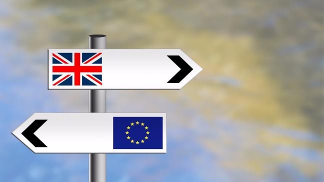 Brexit chưa hẳn là “lợi bất cập hại” theo nhận định của cơ quan tư vấn tài chính và kinh tế Euler Hermes, nhưng người Anh luôn được lợi khi EU đứng trước nguy cơ Brexit. Hình minh họa: Bt.com.