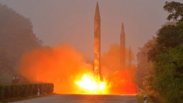 3 quả tên lửa CHDCND Triều Tiên phóng hôm thứ Hai 5/9 đúng lúc G-20 đang họp tại Hàng Châu, Trung Quốc. Ảnh: Yonhap.