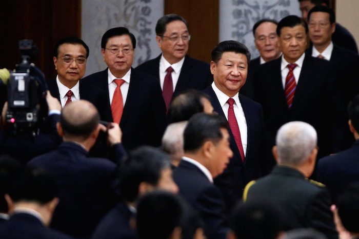 Ông Tập Cận Bình và các nhà lãnh đạo Trung Quốc tới tiệc chiêu đãi Quốc khánh nước này tại Bắc Kinh hôm thứ Sáu, ảnh: Reuters / The Cambodia Daily.