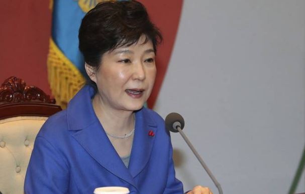 Tổng thống Hàn Quốc Park Geun-hye, ảnh: WSJ.