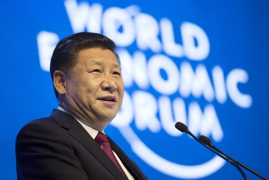 Chủ tịch Trung Quốc Tập Cận Bình phát biểu tại Diễn đàn Kinh tế Thế giới Davos, ảnh: WSJ.